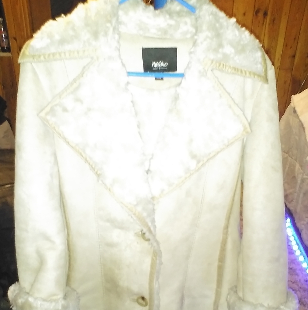 Beige long fur/faux long Mossimo button jacket